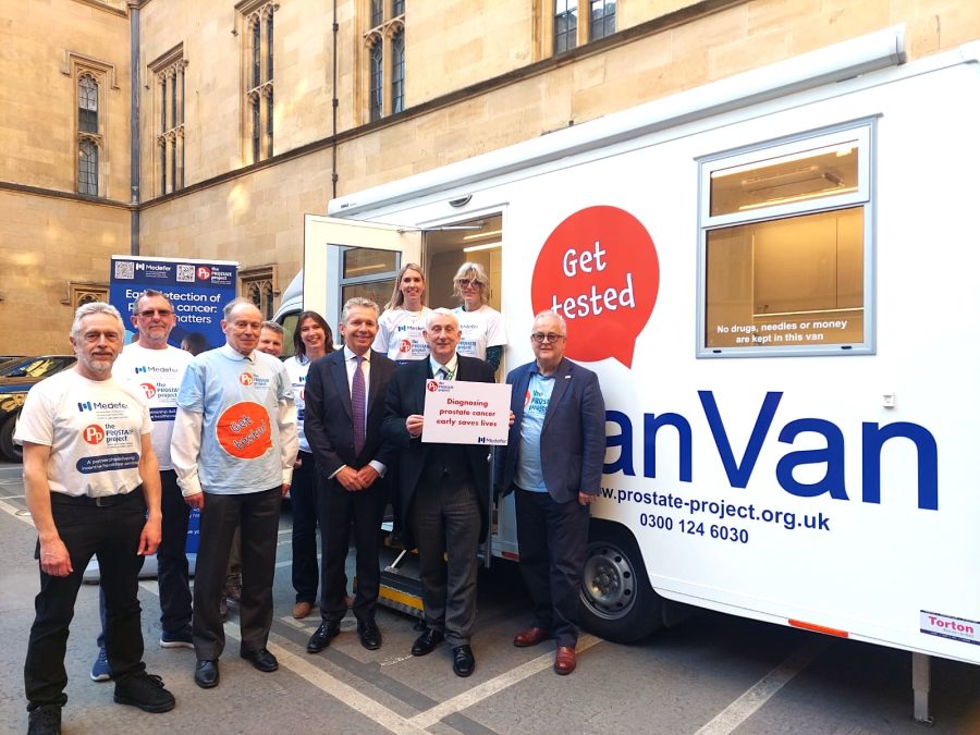 Lindsay Hoyle and ManVan Team